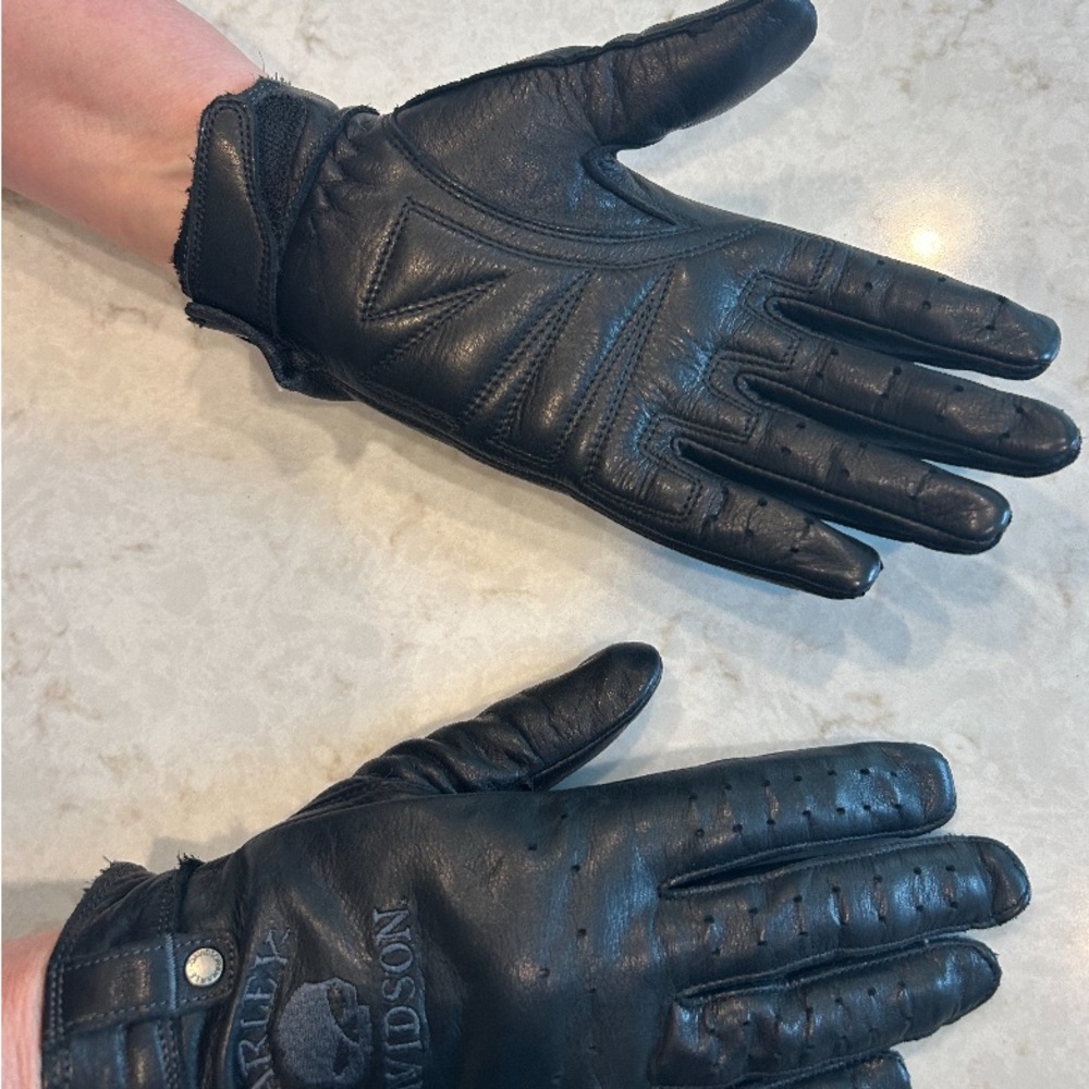 Womens black leather Harley Davidson riding gloves Size Large - Picture 3 of 7
